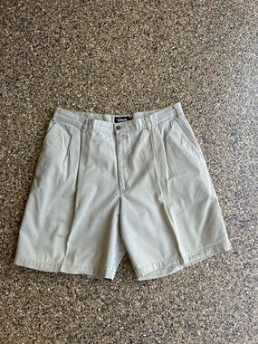 Ashworth Men's Flat Front Chino Shorts in Light Khaki